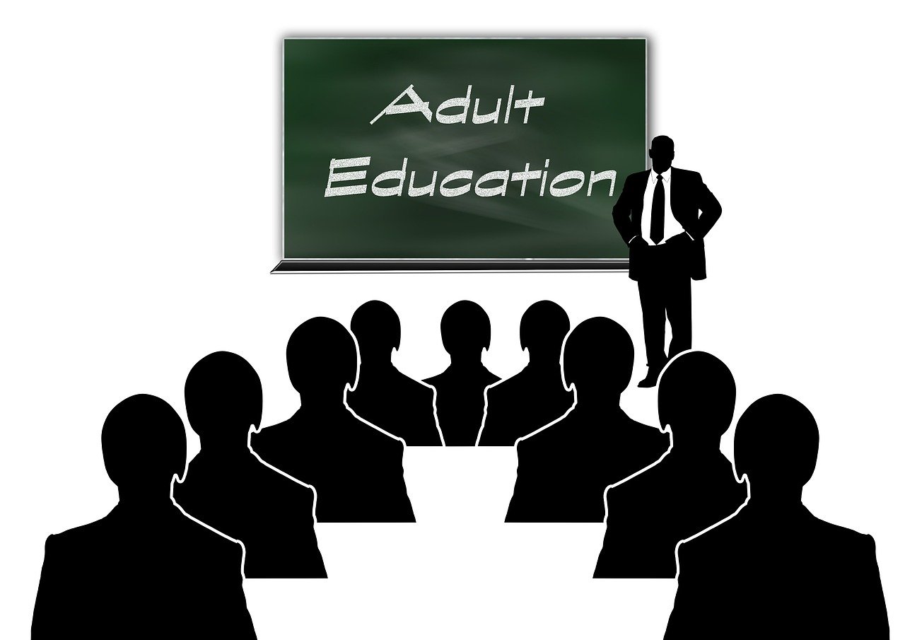 最新教学观的探索与实践，创新教学观念的引领与实践